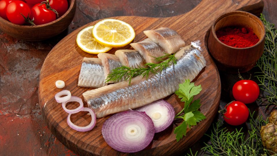 На эту вкуснейшую закуску из сельди уйдет всего пять минут: нравится абсолютно всем