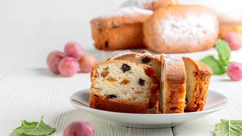 Это советское лакомство готовили строго по ГОСТу: вот в чем секрет того самого кекса