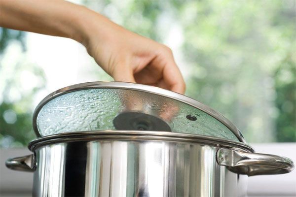 Как избежать ошибок при заморозке супов: советы и хитрости для идеального вкуса