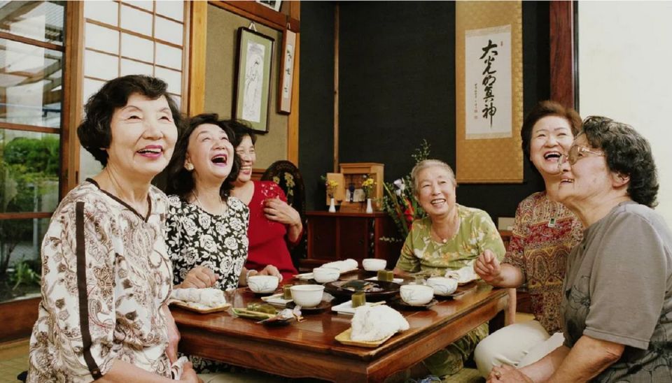 Чем питаются долгожители: продукты, которых японцы никогда не едят